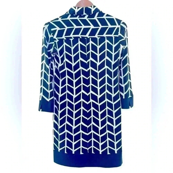 Donna Morgan Geometric Shirt Dress - Picture 3 of 8